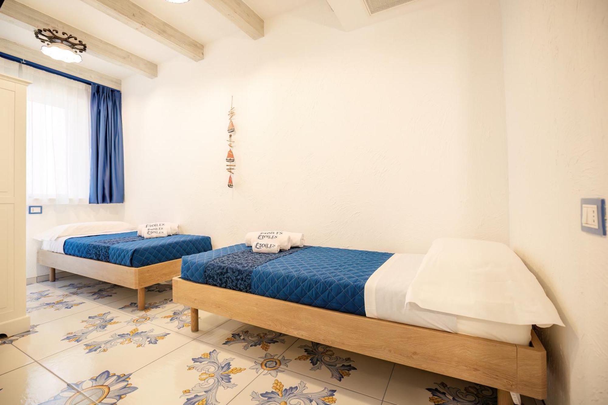 Etoiles Guest House Джоя-Тауро Екстер'єр фото