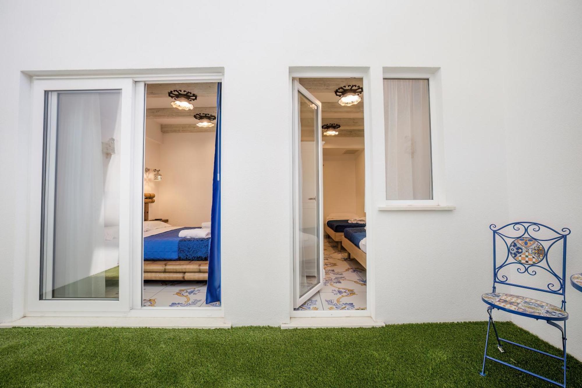 Etoiles Guest House Джоя-Тауро Екстер'єр фото